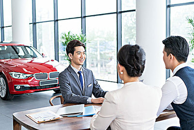 新能源汽車整車銷售 引領(lǐng)行業(yè)變革，駛向綠色未來(lái)